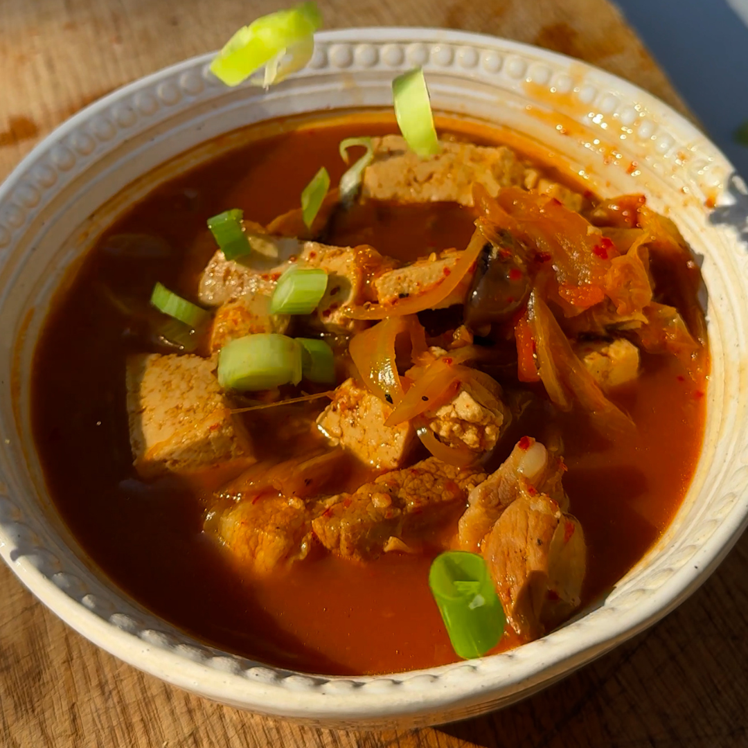 Kimchi jjigae