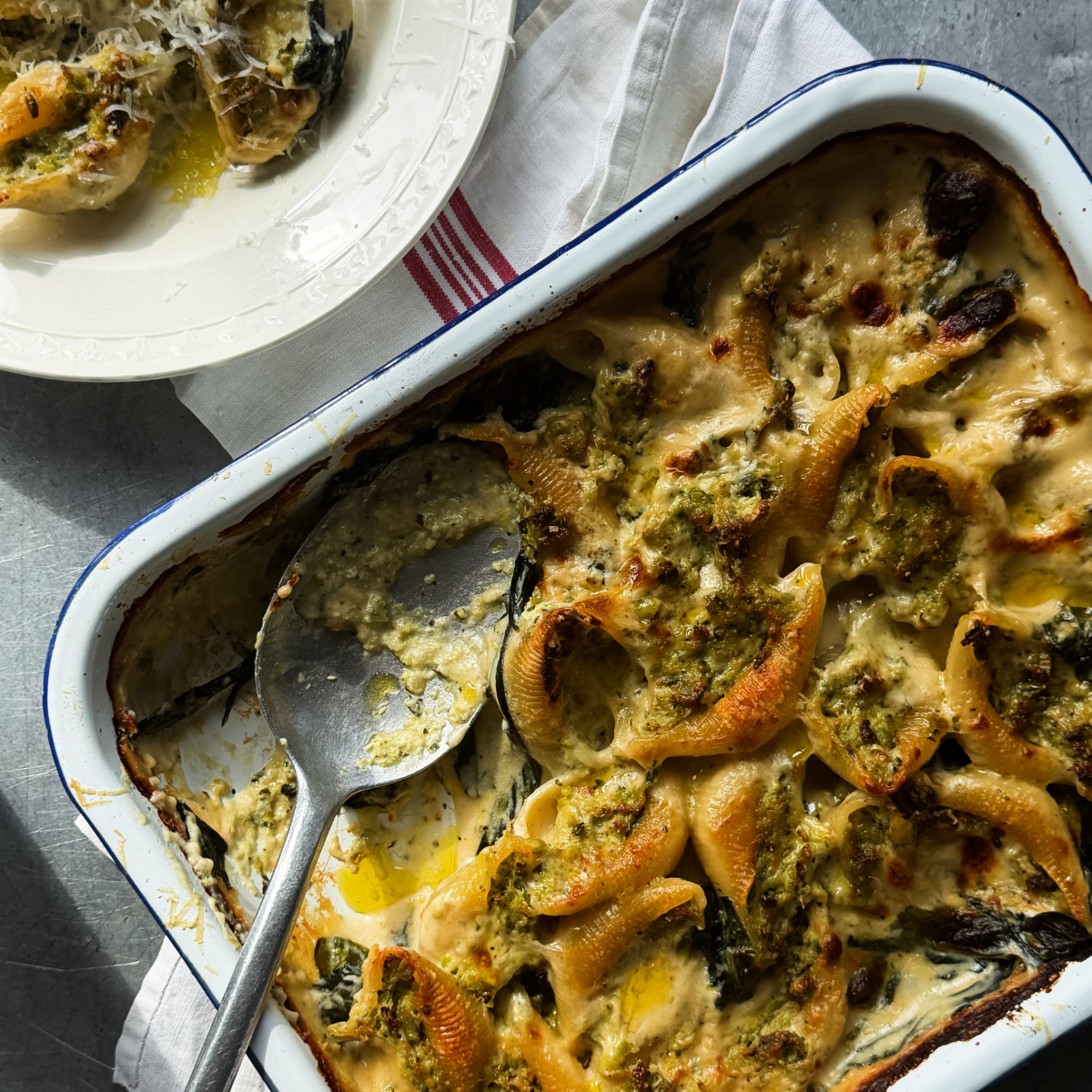 Ricotta and pea stuffed conchiglioni